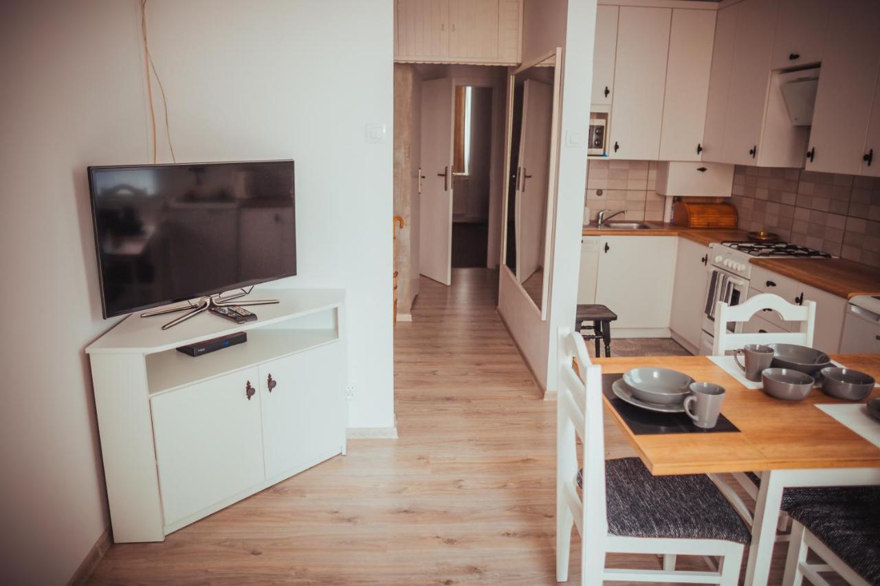 Nocleg W Krosnie Przy Kolejowej Krosno Bagian luar foto
